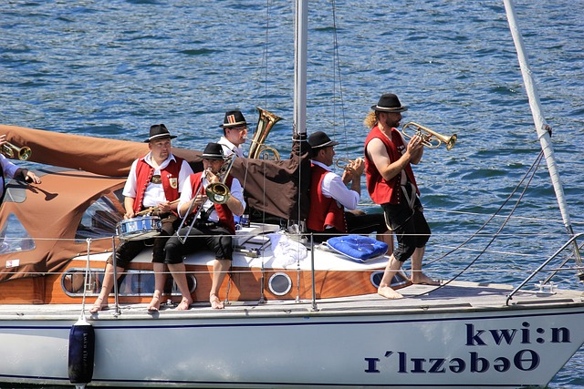 和刻苦训练 和刻苦训练